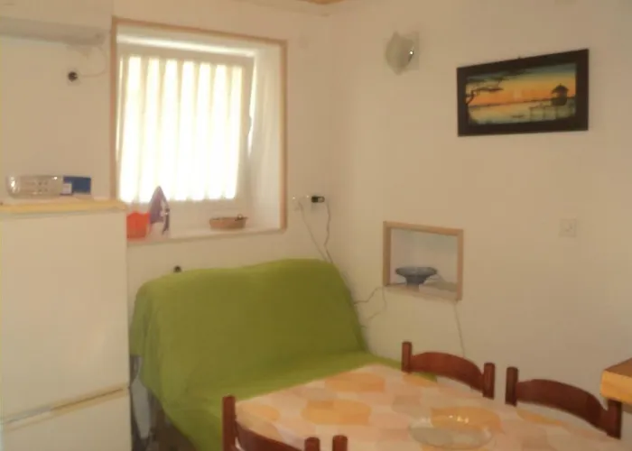 아파트 Kastel Kambelovac *