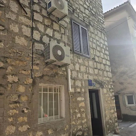 Kastel Kambelovac Appartamento *